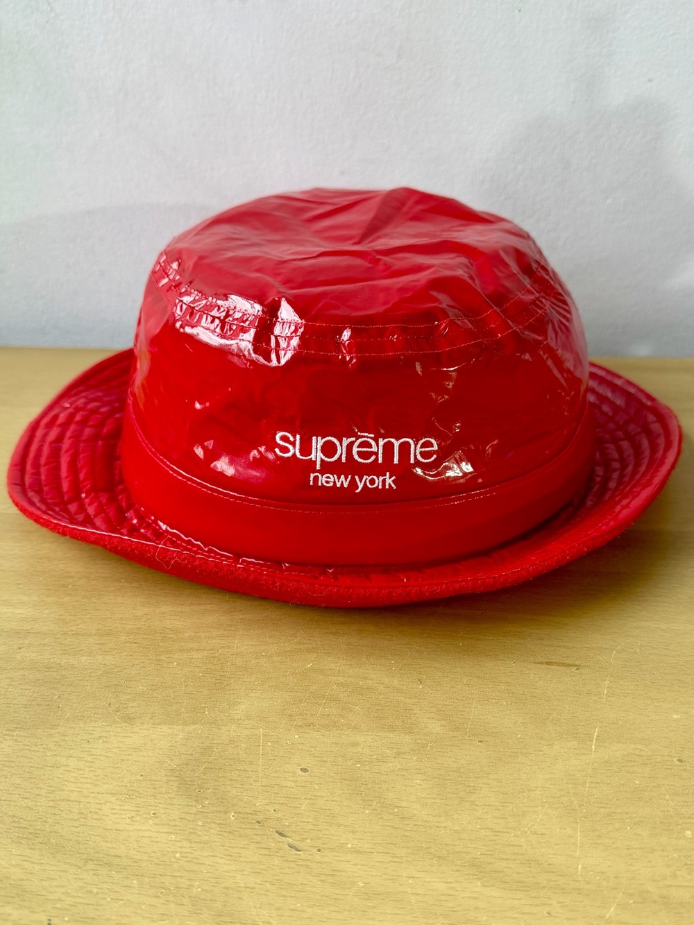 SUPREME Red Shiny Nylon Crusher Bucket Hat Fleece lined size M/L Brand New W/Tag